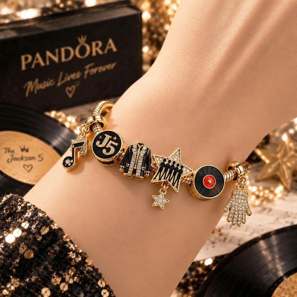 TJS5 Gold Charm Bracelet Set PTT